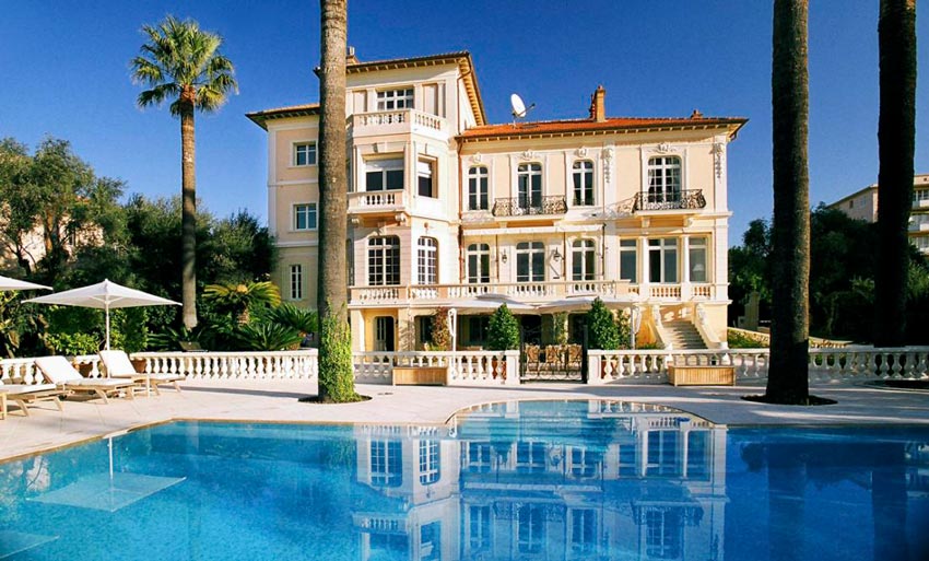 Luxury villa in Cannes