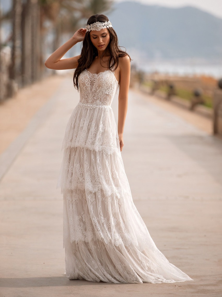 Steal the show on wedding wearing a gown from the Atelier Pronovias Cruise 2021
