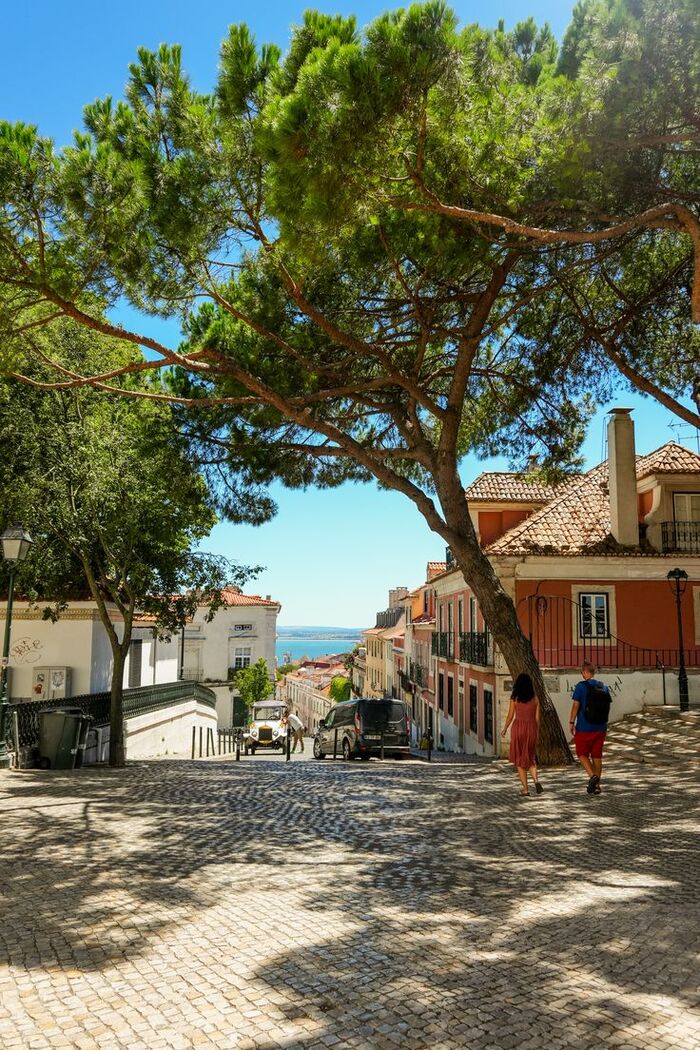 European destinations for first-time travelers / Photo via Kinley Smart