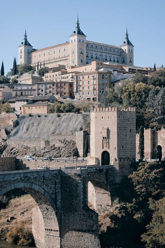 Disney Castle Weddings / Photo via Pinterest