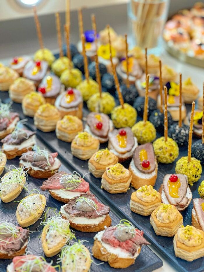 Tendencias gastronómicas para bodas en 2026