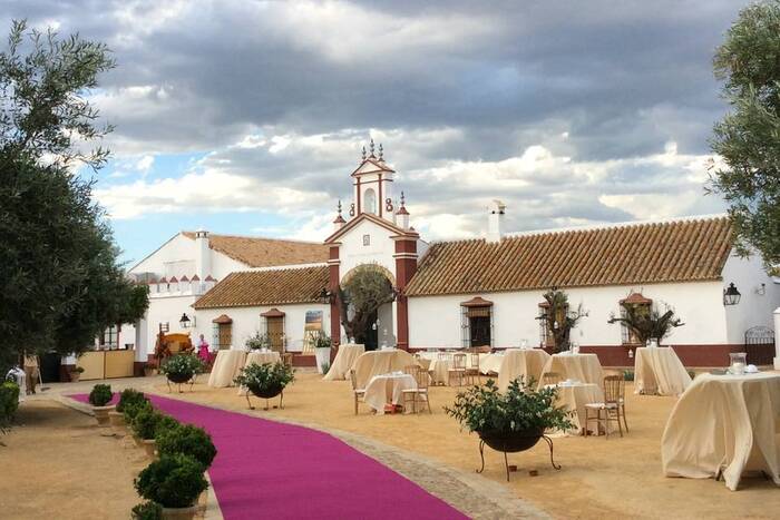 Hacienda Medina- Perfect Venue