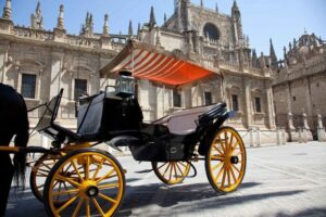 Honeymoon in Seville / Photo by Pinterest