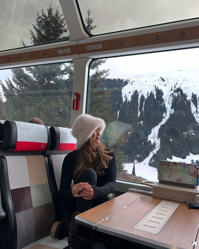 Marriage Proposal on the Bernina Express / Photo via Pinterest