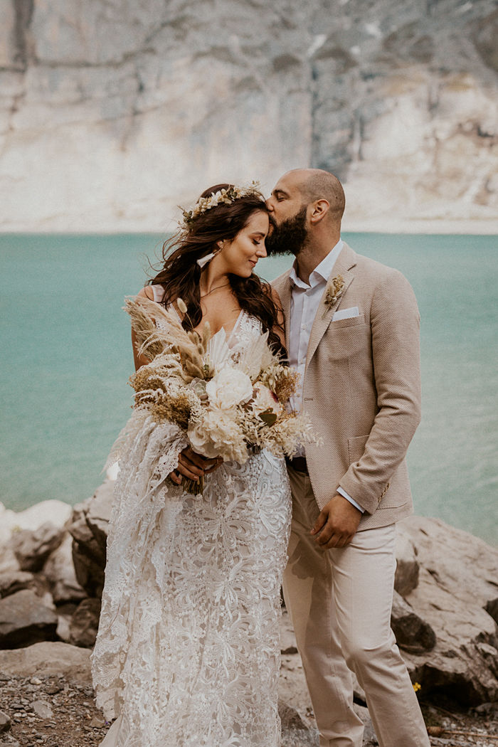 Minimalist Elopement Surrounded by Impressive Swiss Mountains - Perfect Venue