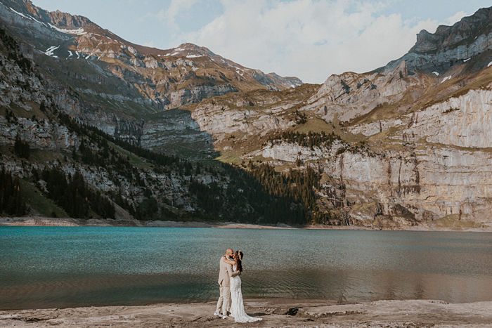 Minimalist Elopement Surrounded by Impressive Swiss Mountains - Perfect Venue