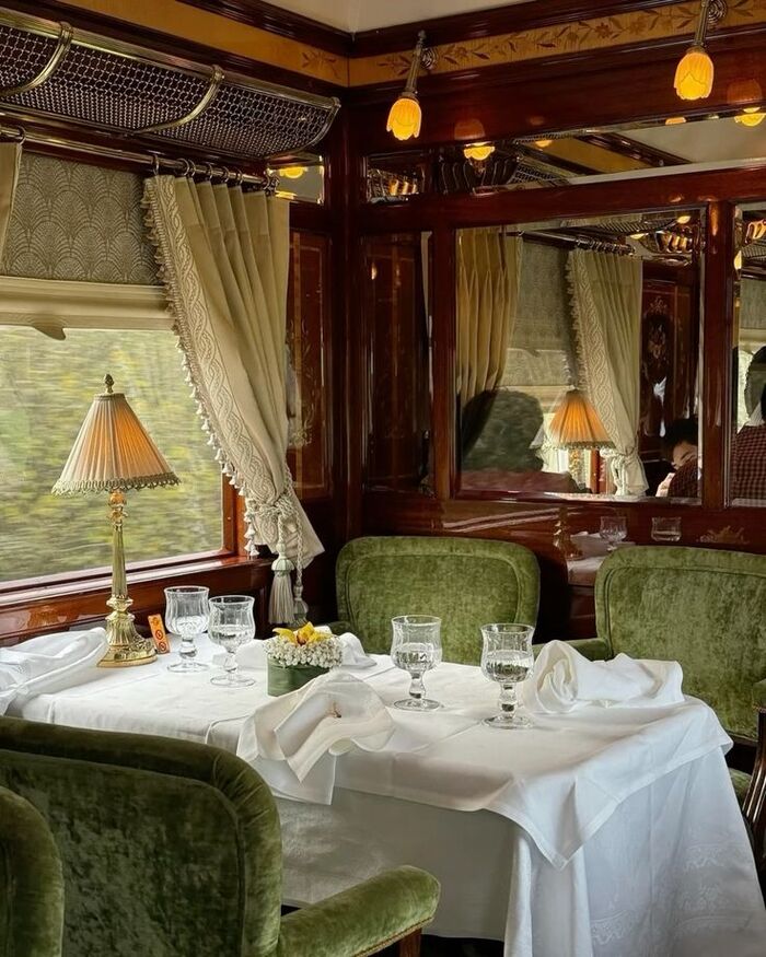 Honeymoons on a Luxury Train / Photo via Pinterest