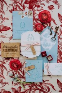 Invitaciones para boda multicultural / Photo via Weddings and Events by Natalia Ortiz