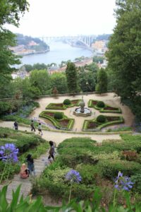 Jardines Palacio de cristal, Oporto / Photo via Pinterest