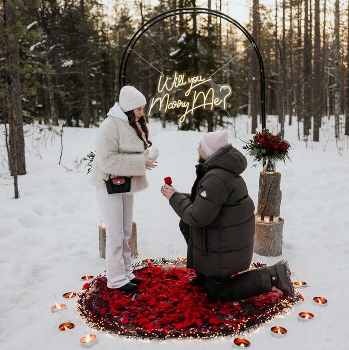 Предложение руки и сердца в Рованиеми / Фото через Pinterest Предложение руки и сердца в Рованиеми / Фото через Pinterest