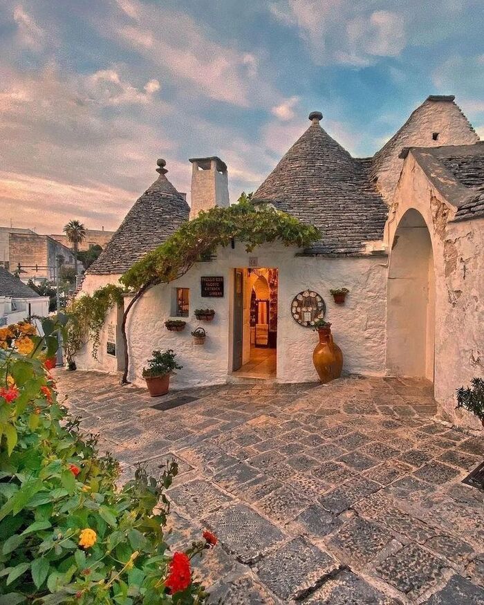 Little-Known Honeymoon Destinations / Photo via Pinterest