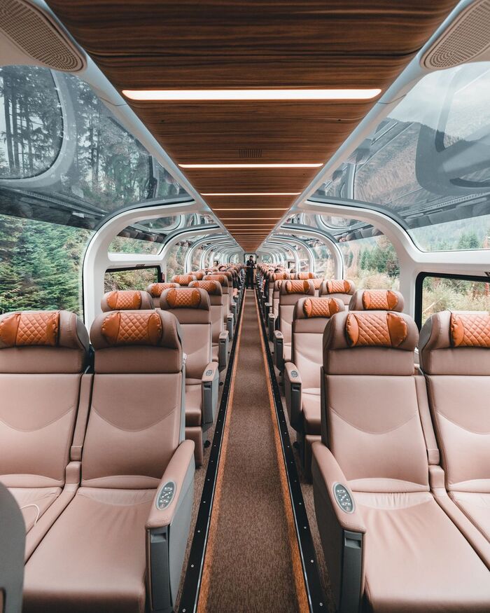 Honeymoons on a Luxury Train / Photo via Pinterest