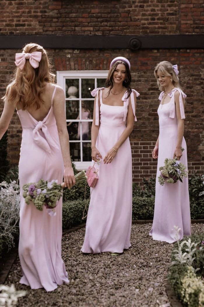Bridesmaid dress trends for 2027 / Photo via Pinterest