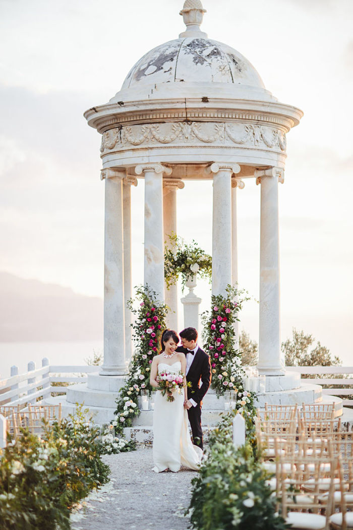 Wedding in Mallorca on a Marble Pavilion by the Sea - Perfect Venue