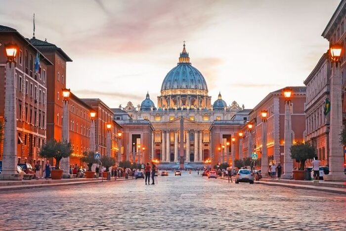 Proposta di matrimonio a Roma - Piazza San Pietro / Foto via Pinterest