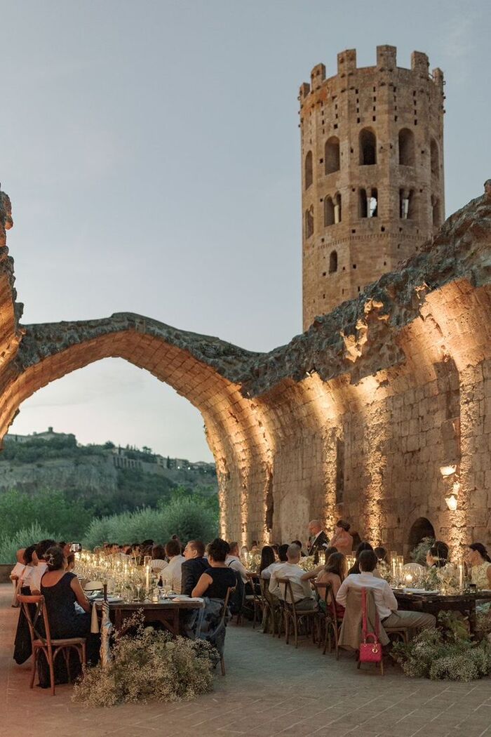 Ruined monasteries in Europe Ruined monasteries in Europe / Photo via Pinterest