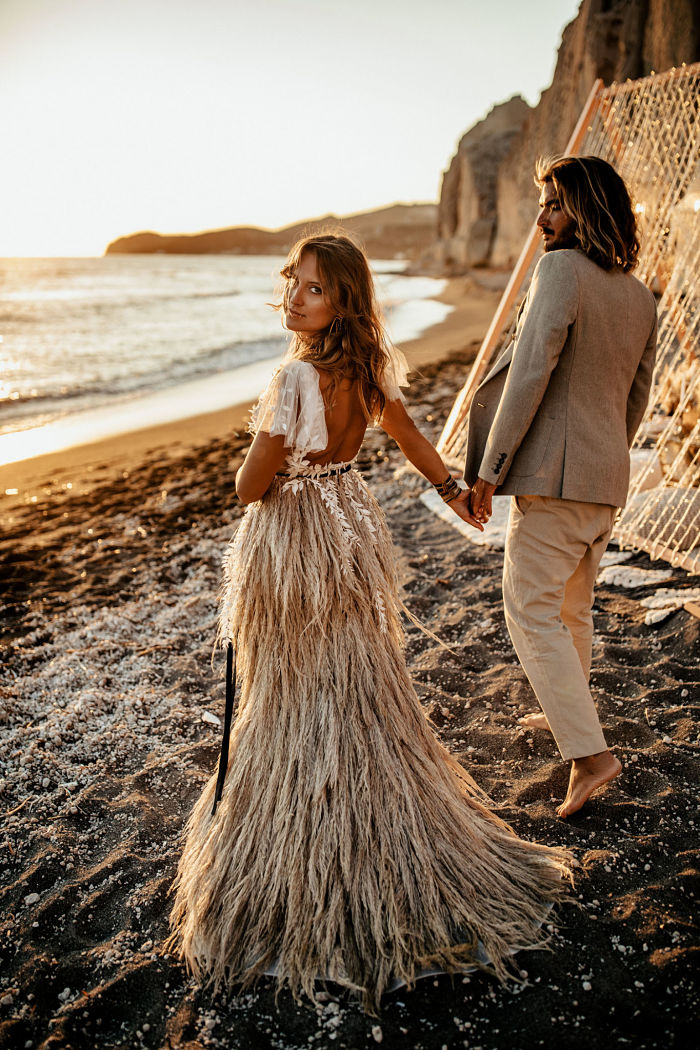 Boho Beach Wedding with a Dress Made from Pampas Grass - Perfect Venue