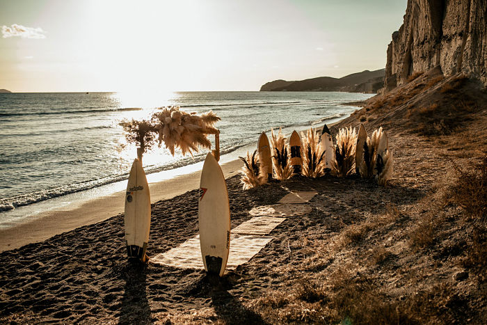 Boho Beach Wedding with a Dress Made from Pampas Grass - Perfect Venue