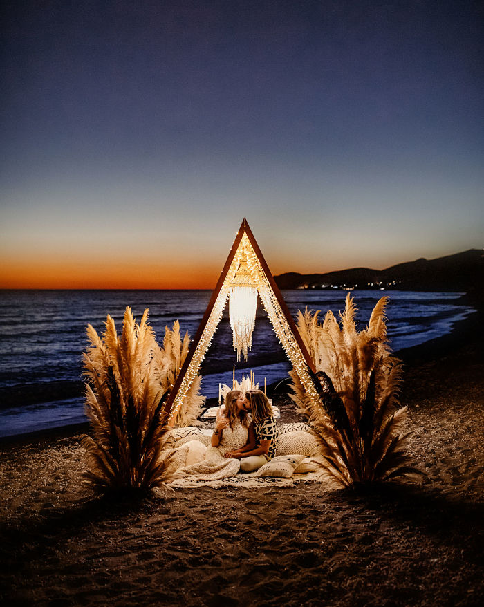 Boho Beach Wedding with a Dress Made from Pampas Grass - Perfect Venue