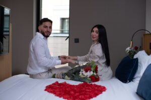 Pedida de mano / Photo via Weddings and Events by Natalia Ortiz