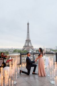 Marriage Proposal in France / Photo via Anne-Sophie Boubals y Adagion Studio