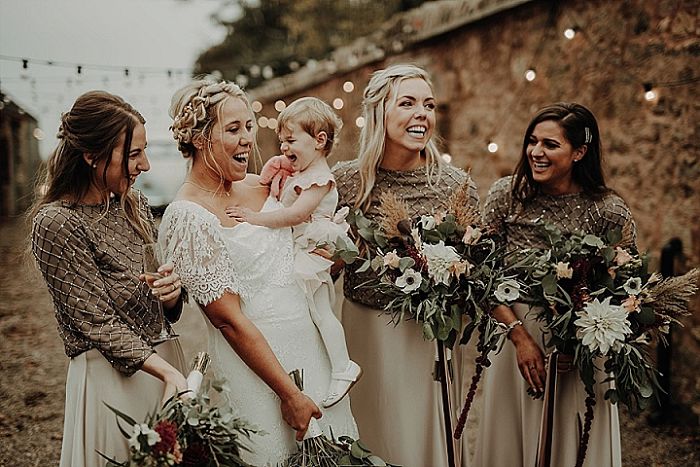 Aimee and Mark’s Authentic Autumnal Wedding in a Renovated Cowshed in Scotland - Perfect Venue