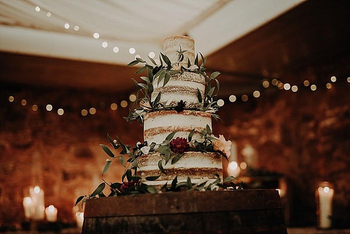 Aimee and Mark’s Authentic Autumnal Wedding in a Renovated Cowshed in Scotland - Perfect Venue