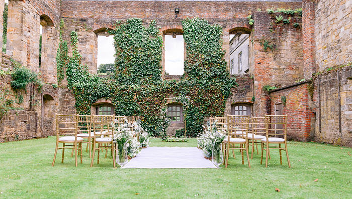 Spring Wedding Shoot in a Historical Walled Garden - Perfect Venue