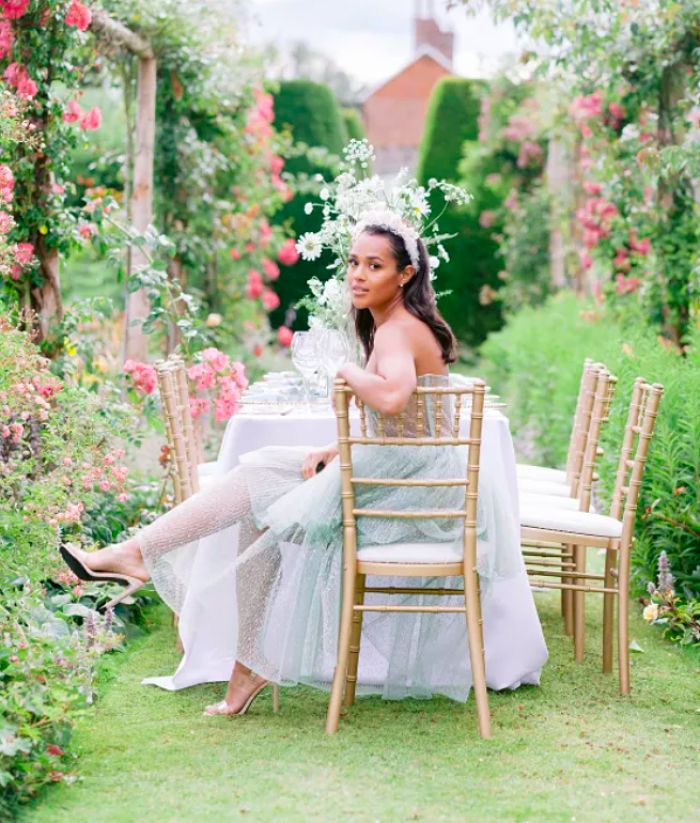 Spring Wedding Shoot in a Historical Walled Garden - Perfect Venue