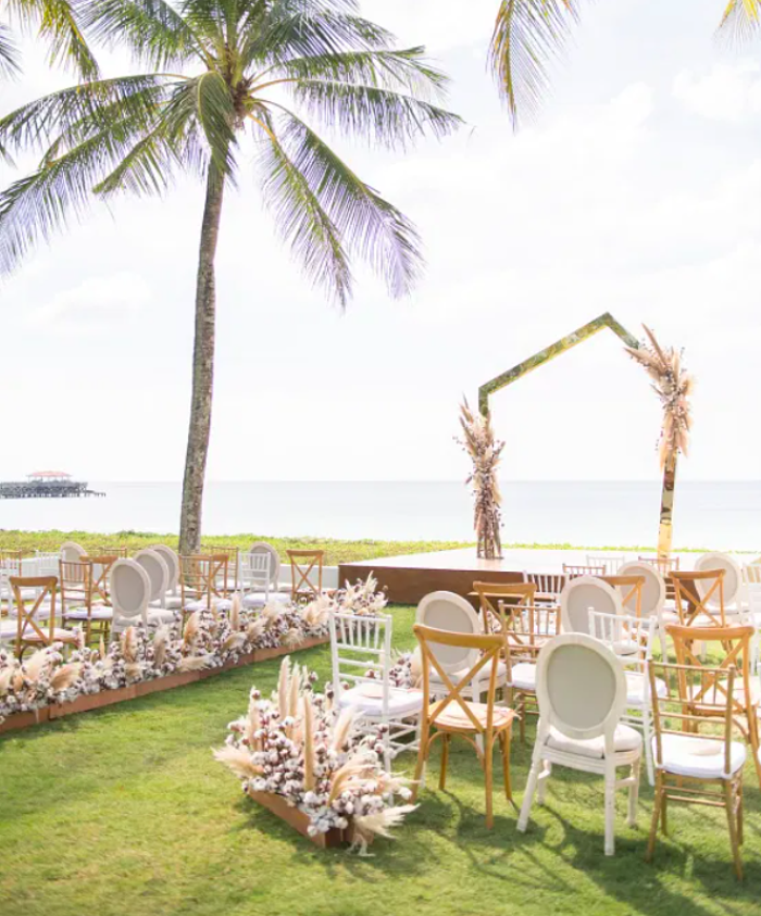 Stylish Beach Wedding in Phuket, Thailand - Perfect Venue