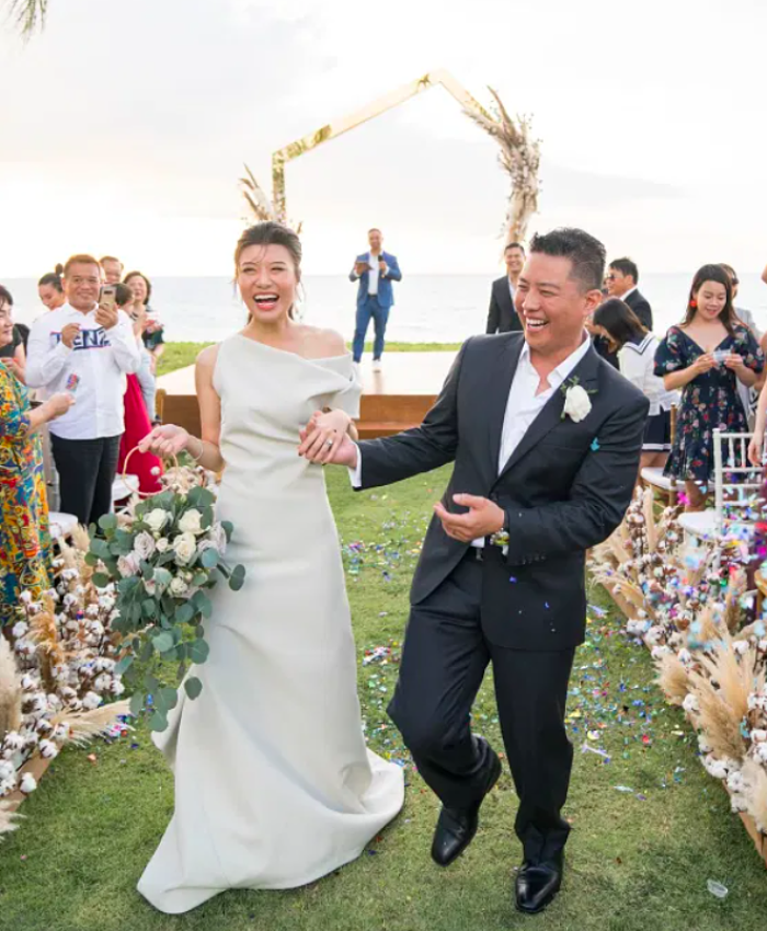 Stylish Beach Wedding in Phuket, Thailand - Perfect Venue