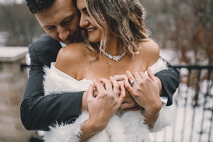 Winter Wonderland Wedding Shoot in Ontario, Canada - Perfect Venue