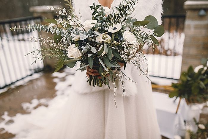 Winter Wonderland Wedding Shoot in Ontario, Canada - Perfect Venue