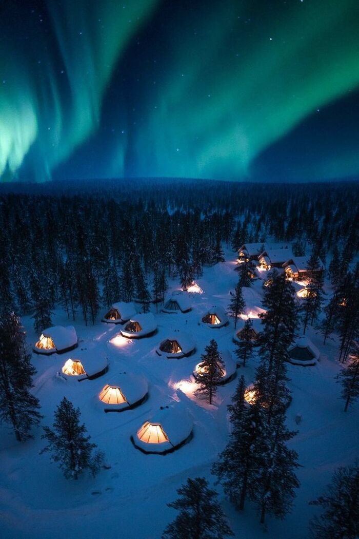 Iglús en Finlandia / Foto vía Pinterest