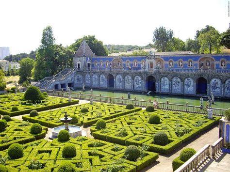 Giardini del Palazzo di Fronteira / foto tramite Pinterest