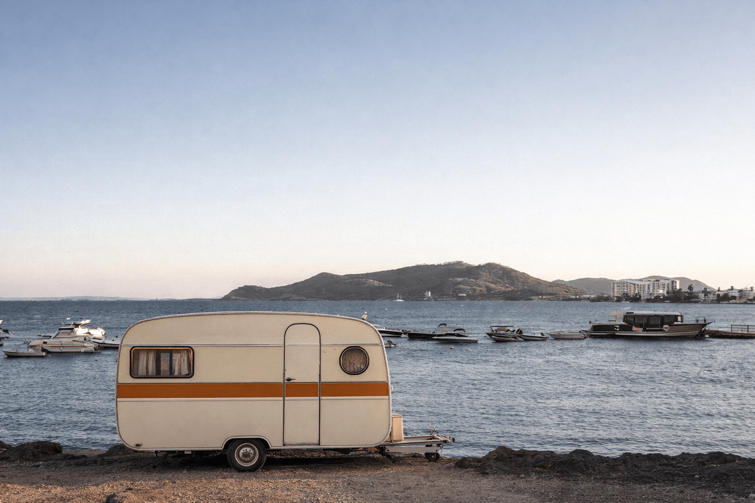 Luna de miel en caravana | Foto vía Perfect Venue Luna de miel en caravana | Foto vía Perfect Venue