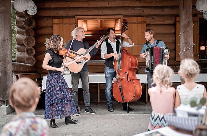 Enchanting Woodland Wedding in Switzerland - Perfect Venue