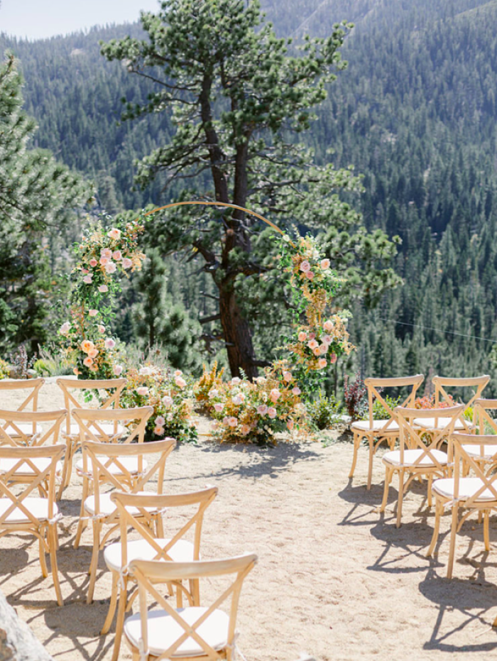 Lauren and Craig's Intimate Mountain Top Wedding at Lake Tahoe, Nevada - Perfect Venue