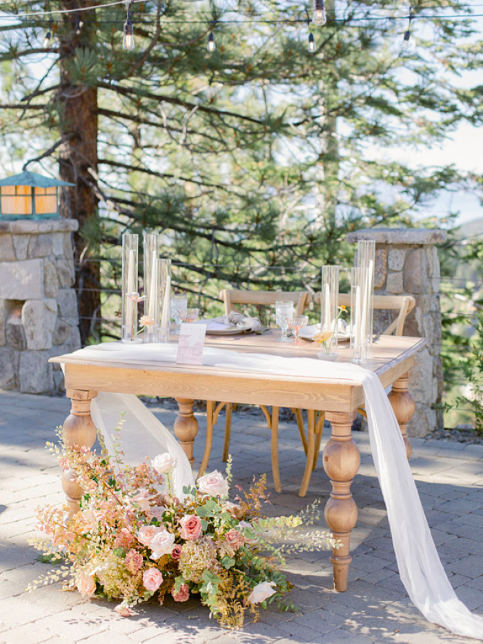 Lauren and Craig's Intimate Mountain Top Wedding at Lake Tahoe, Nevada - Perfect Venue