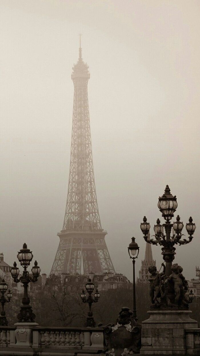 Honeymoon in Europe / Photo via Pinterest