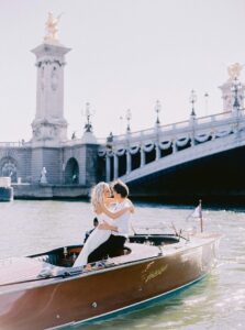 Marriage Proposal in France / Photo via Audrey Paris