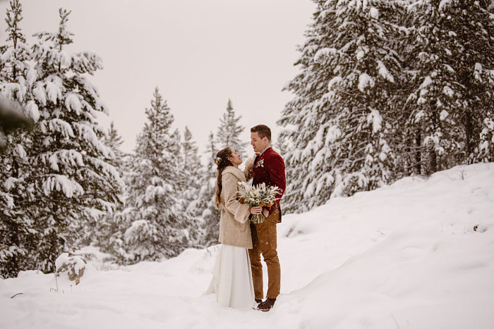 Morgan and Luke’s Romantic Snowy Wedding in Wyoming - Perfect Venue
