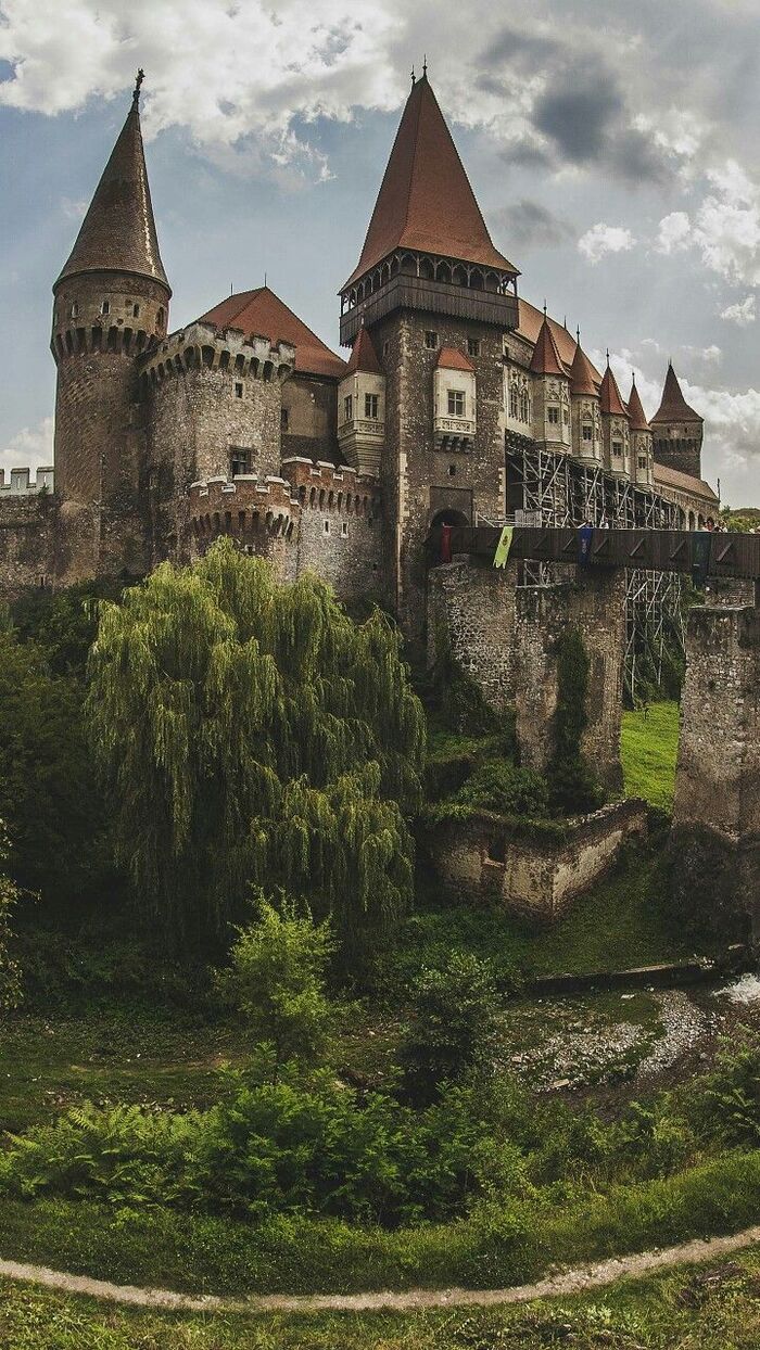 Luna de miel en destinos poco turísticos de Europa / Foto vía Pinterest 