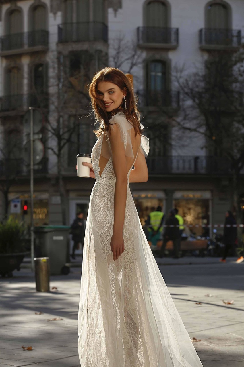 The 12 Wedding Dress Alteration Tips That You Need to Know About - Perfect  Venue Finder