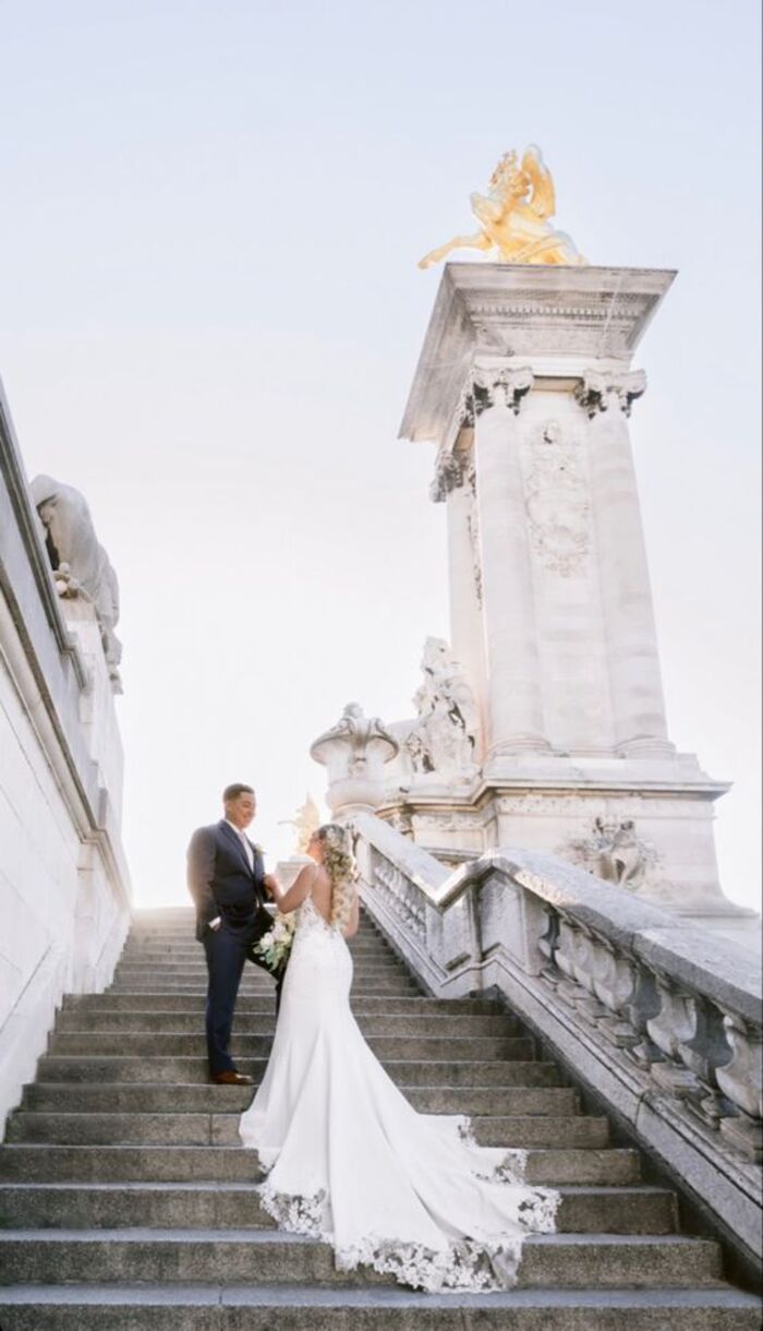 Boda elopement en París en la Plaza Saint-Sulpice - Pinterest