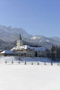 Отель-курорт Schloss Elmau / Фотография с сайта Pinterest